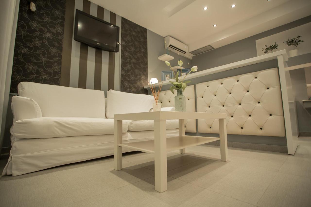 Apollonio Upper View Suites Corinth Exterior foto
